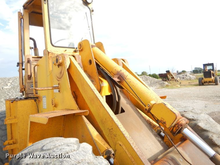 image for item EY9323 1980 Ford A62 wheel loader