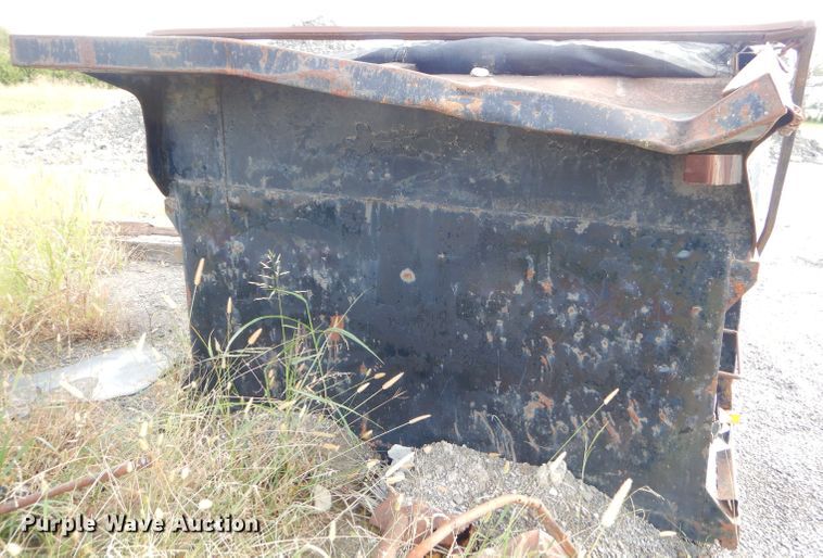 image for item EY9324 Steel dump bed