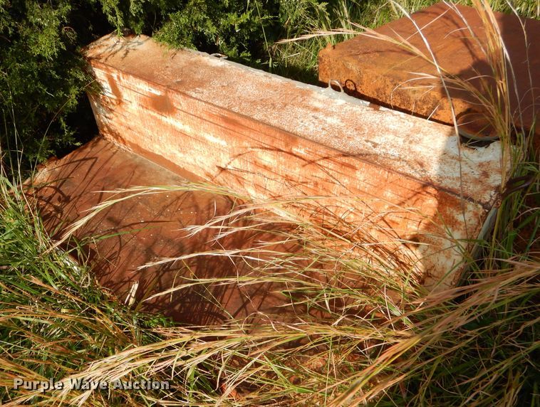 image for item EY9325 (3) steel fuel tanks