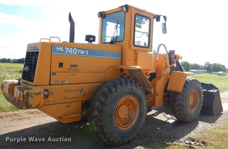 image for item EY9342 2000 Hyundai HL740-3 wheel loader