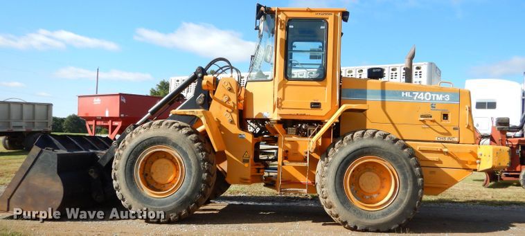 image for item EY9342 2000 Hyundai HL740-3 wheel loader
