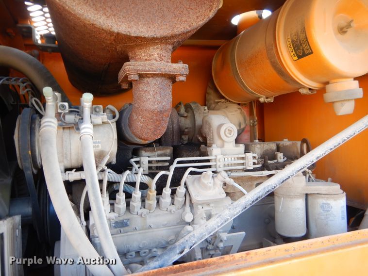 image for item EY9342 2000 Hyundai HL740-3 wheel loader