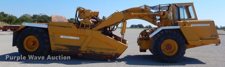 image for item FC9990 1979 John Deere 762 conventional scraper