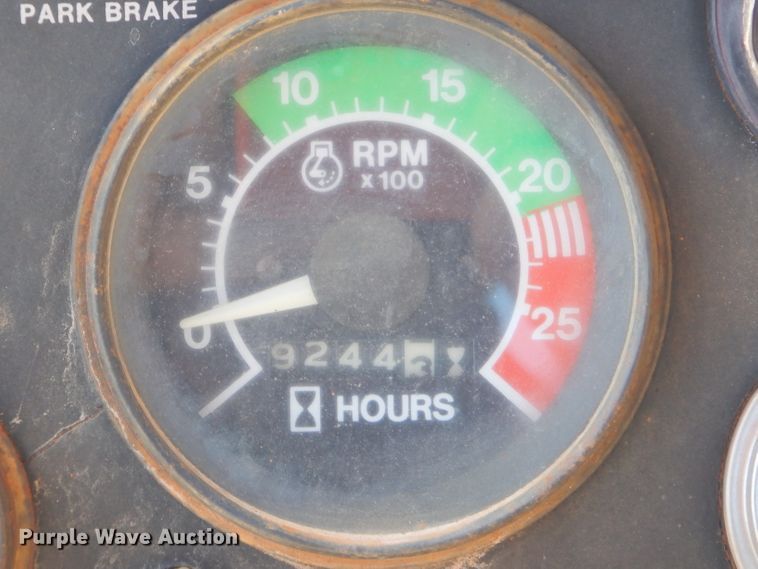 image for item FC9990 1979 John Deere 762 conventional scraper