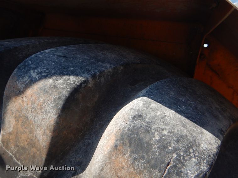 image for item FC9990 1979 John Deere 762 conventional scraper