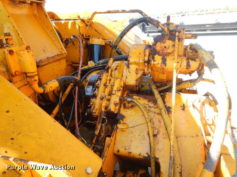 image for item FC9990 1979 John Deere 762 conventional scraper