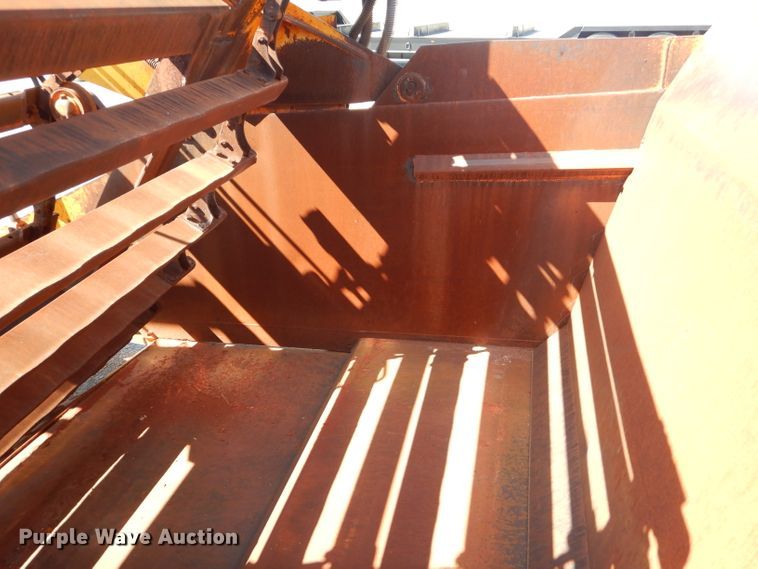 image for item FC9990 1979 John Deere 762 conventional scraper