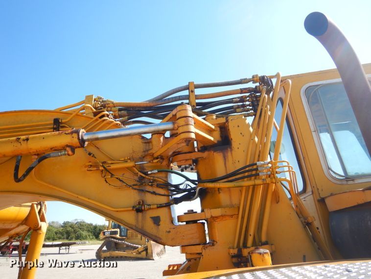 image for item FC9990 1979 John Deere 762 conventional scraper