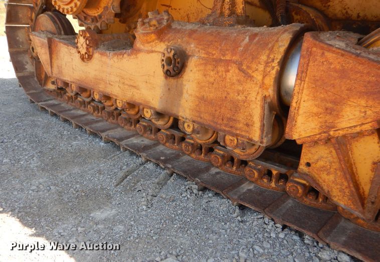 image for item FC9991 1987 Caterpillar D4H dozer