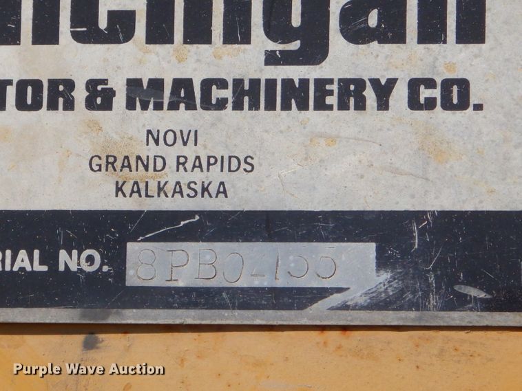 image for item FC9991 1987 Caterpillar D4H dozer