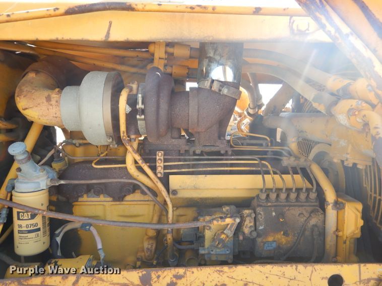 image for item FC9992 1976 Caterpillar D5 dozer