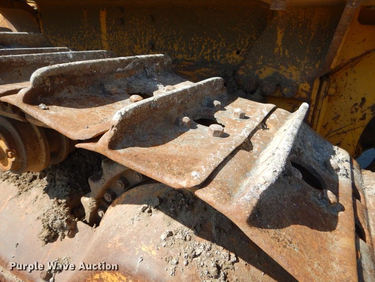 image for item FC9992 1976 Caterpillar D5 dozer