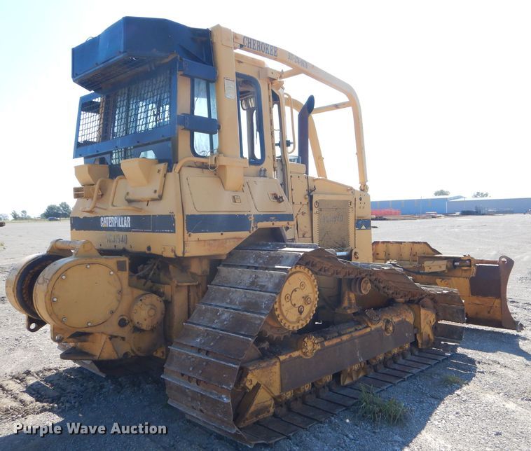 image for item FC9993 1997 Caterpillar D4H LGP dozer