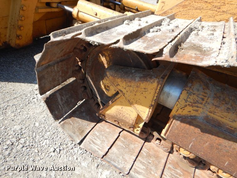 image for item FC9993 1997 Caterpillar D4H LGP dozer