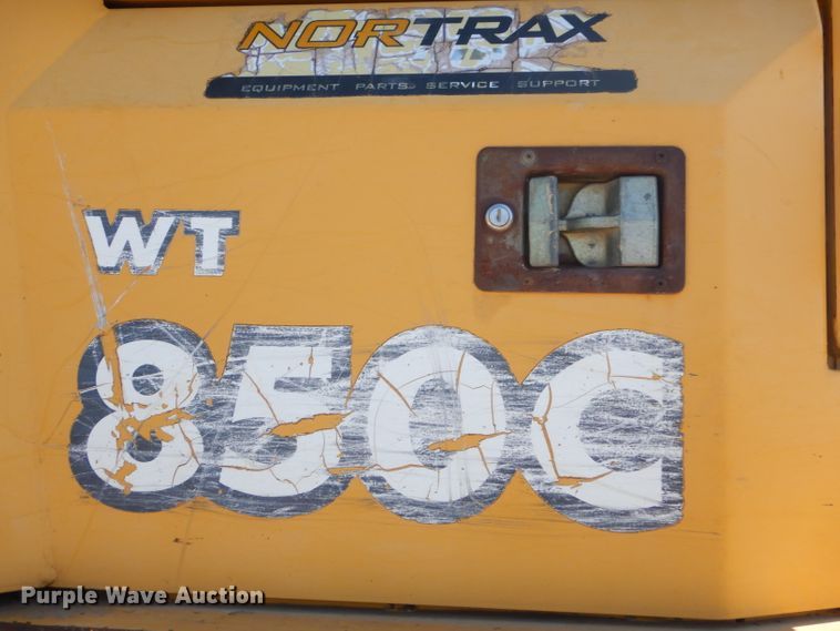 image for item FC9994 John Deere 850C WT dozer