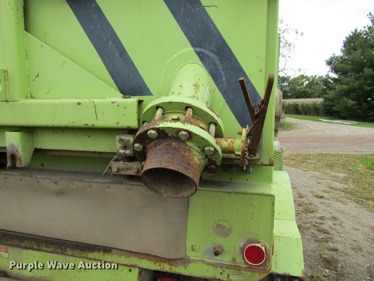 image for item FD9290 1972 Chevrolet C60 hydrovac truck