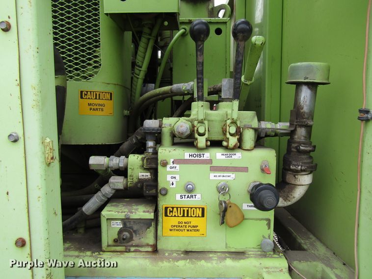 image for item FD9290 1972 Chevrolet C60 hydrovac truck