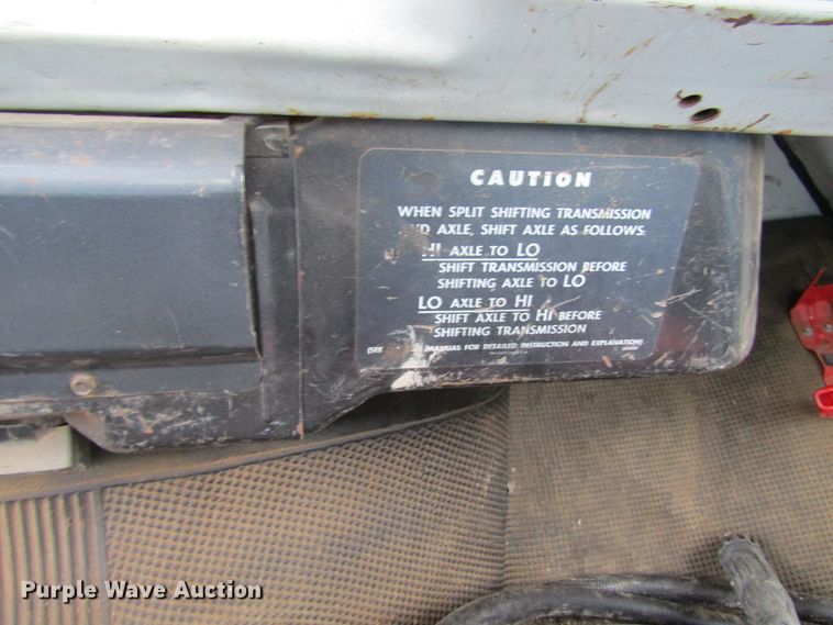 image for item FD9290 1972 Chevrolet C60 hydrovac truck