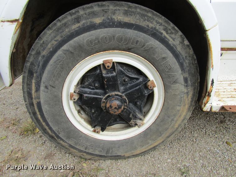 image for item FD9290 1972 Chevrolet C60 hydrovac truck