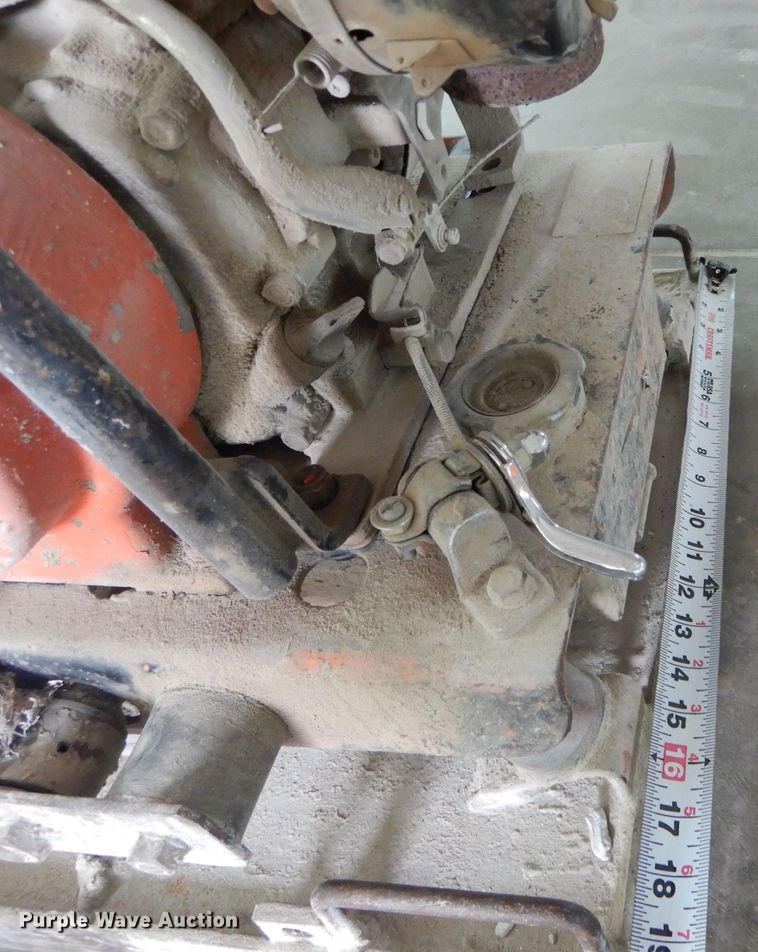 image for item FI9697 Wisconsin Robin WI-185 plate compactor