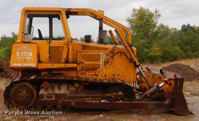 image for item FI9705 1991 John Deere 850B dozer