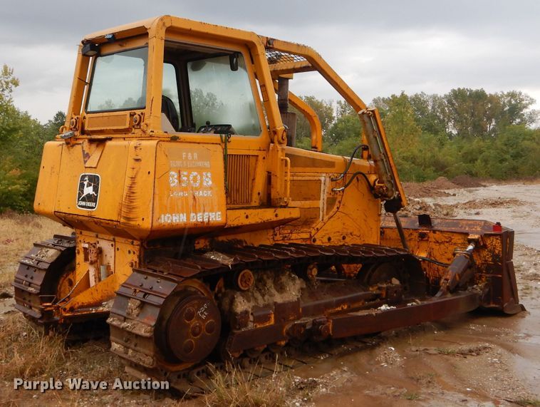 image for item FI9705 1991 John Deere 850B dozer