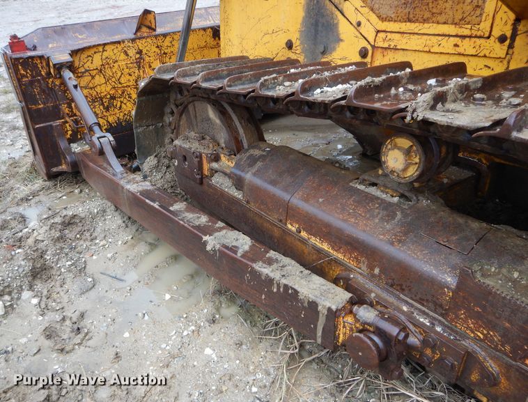 image for item FI9705 1991 John Deere 850B dozer