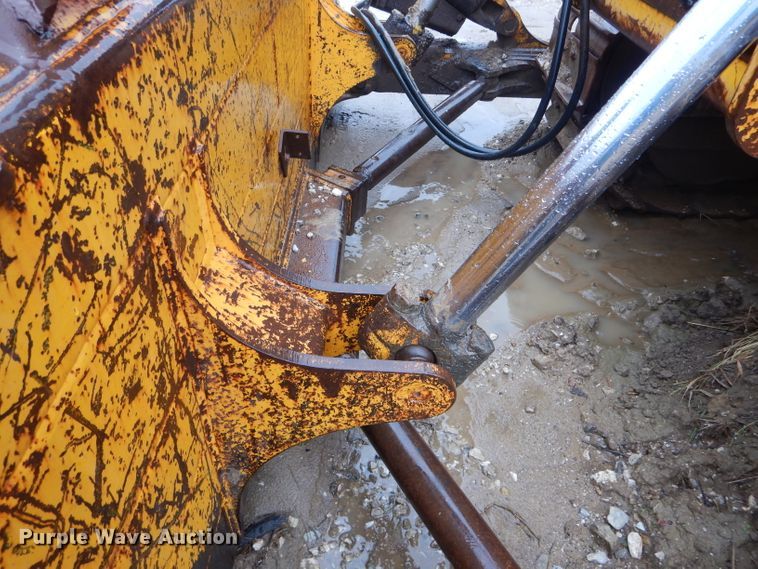 image for item FI9705 1991 John Deere 850B dozer