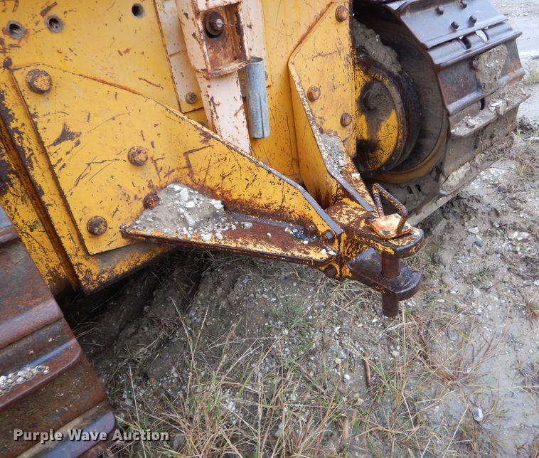 image for item FI9705 1991 John Deere 850B dozer