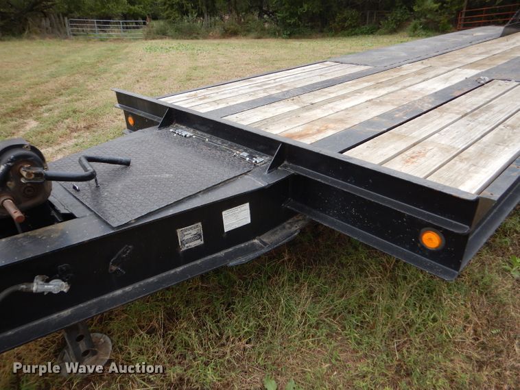 image for item FJ9796 1999 Butler equipment trailer