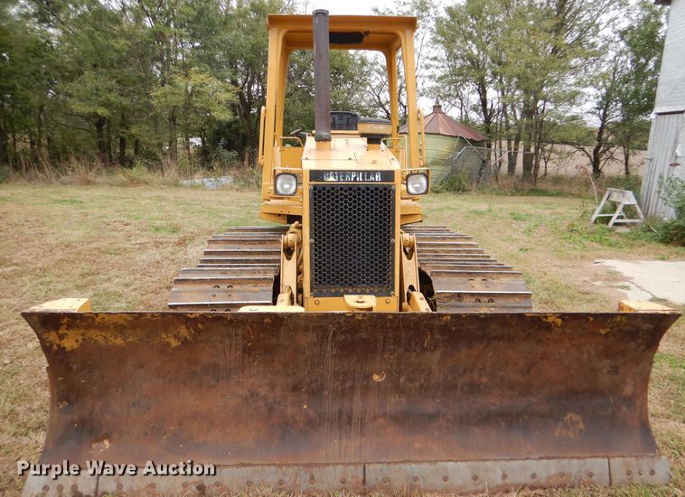 image for item FJ9797 1993 Caterpillar D5C LGP dozer