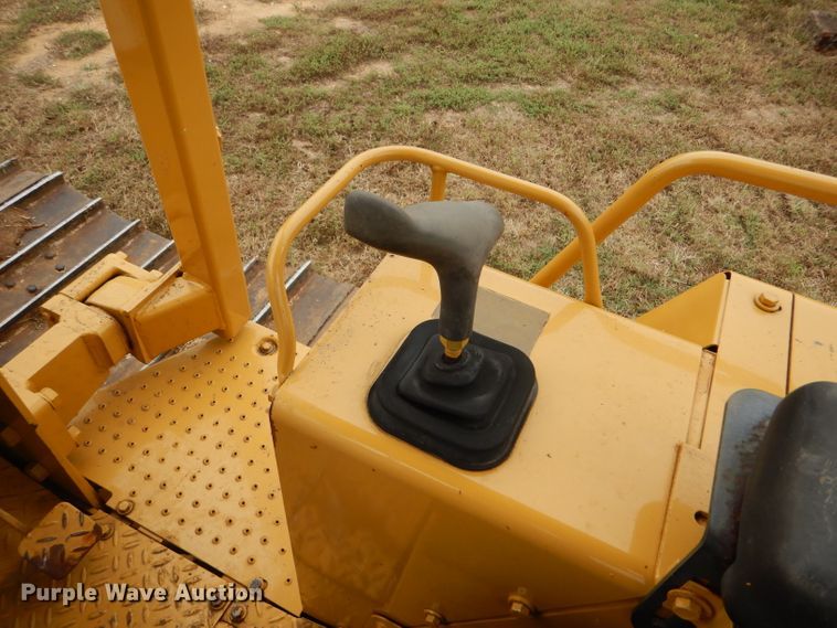 image for item FJ9797 1993 Caterpillar D5C LGP dozer