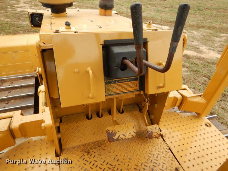 image for item FJ9797 1993 Caterpillar D5C LGP dozer