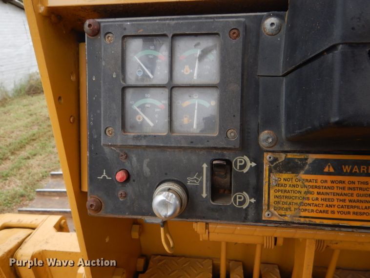 image for item FJ9797 1993 Caterpillar D5C LGP dozer