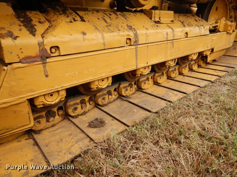 image for item FJ9797 1993 Caterpillar D5C LGP dozer