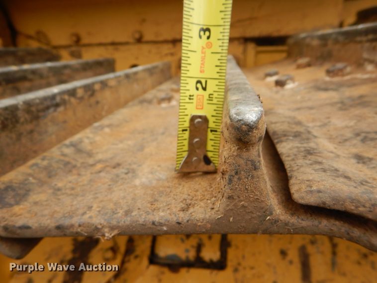 image for item FJ9797 1993 Caterpillar D5C LGP dozer