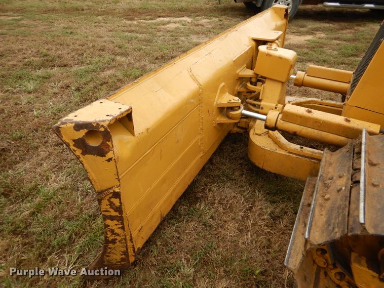 image for item FJ9797 1993 Caterpillar D5C LGP dozer