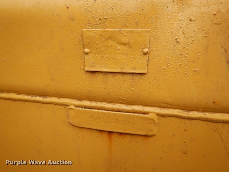 image for item FJ9797 1993 Caterpillar D5C LGP dozer