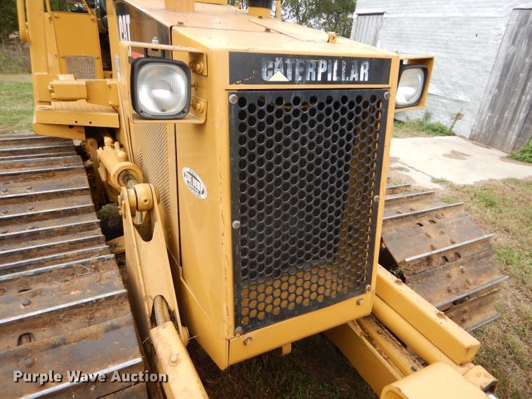 image for item FJ9797 1993 Caterpillar D5C LGP dozer