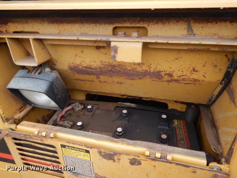 image for item FJ9797 1993 Caterpillar D5C LGP dozer