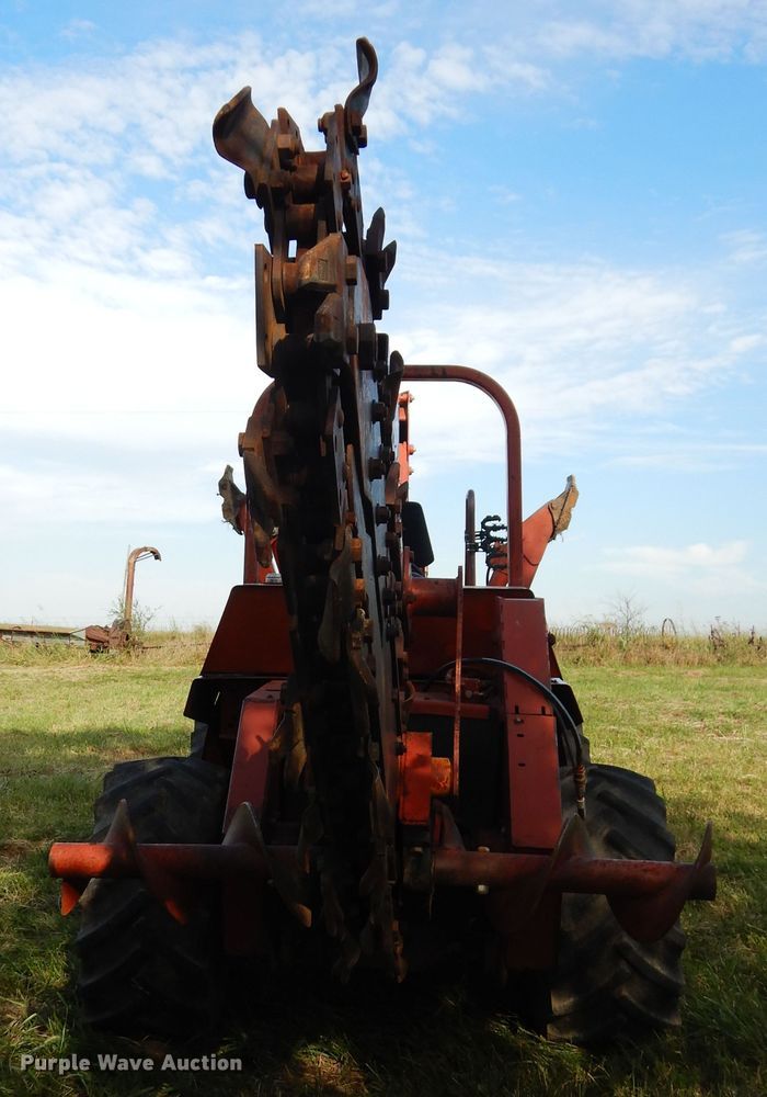 image for item FK9757 Ditch Witch 6510 trencher