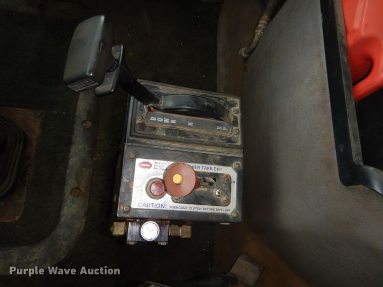 image for item FU9632 1990 Mack CH613 dump truck