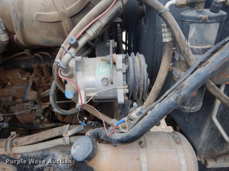 image for item FU9632 1990 Mack CH613 dump truck