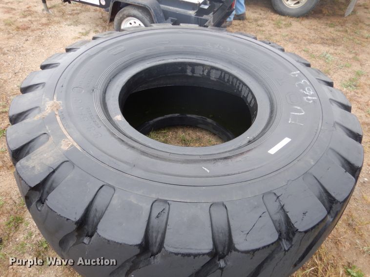 image for item FU9639 (2) 33.5-33 tires