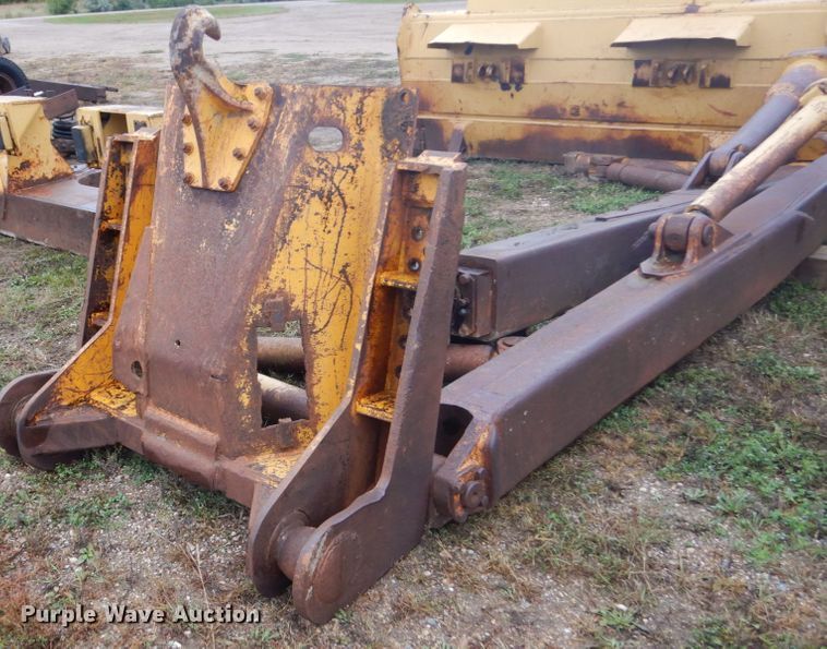 image for item FU9643 (2) Caterpillar D9H dozer blades