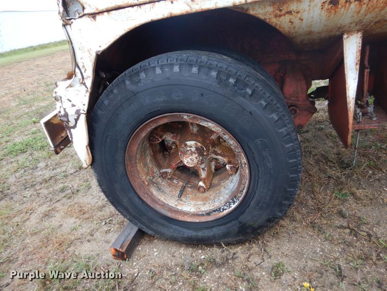 image for item FU9644 Tank trailer