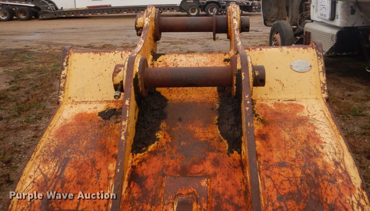 image for item FU9646 Central Fabricators SK330 excavator bucket