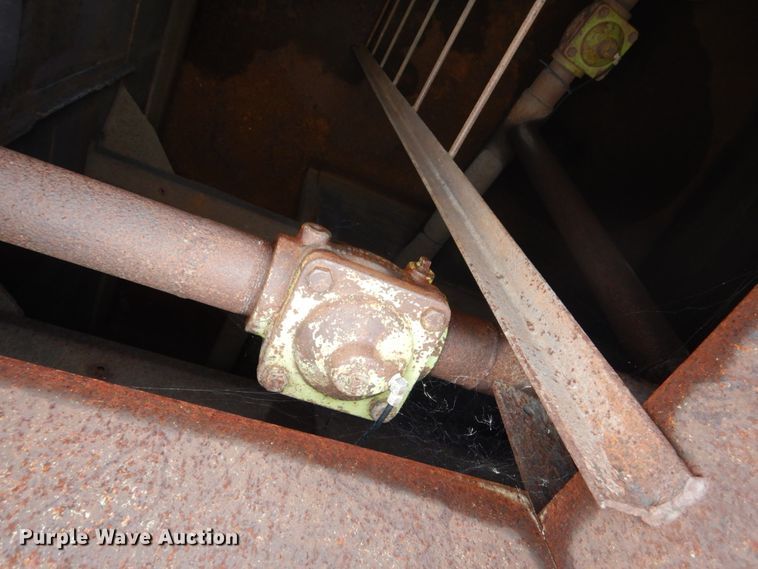 image for item FU9649 Terex 31 water wagon