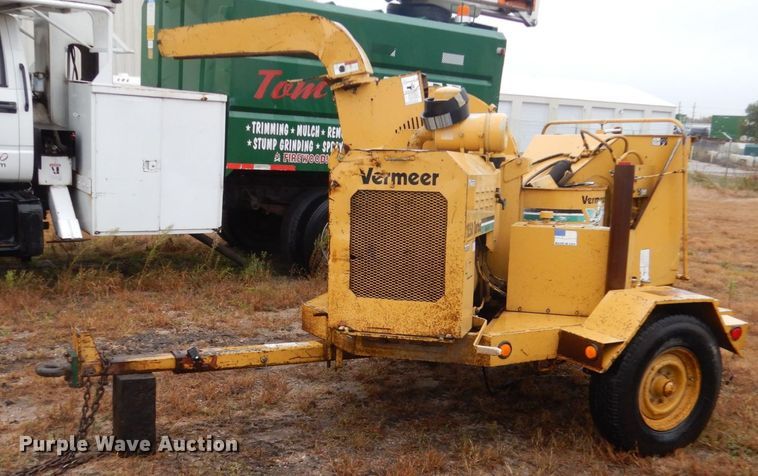 image for item FU9729 1993 Vermeer 1250 wood chipper