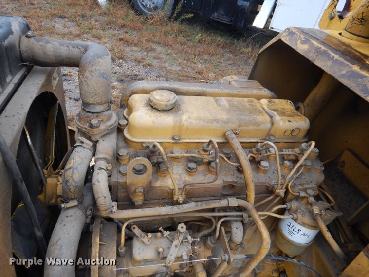 image for item FU9729 1993 Vermeer 1250 wood chipper